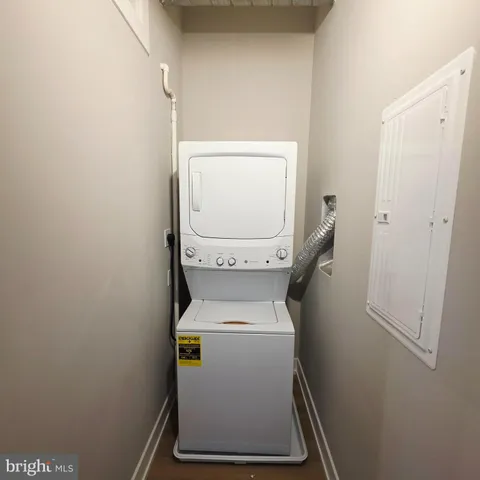 $2,400 | 714 Chestnut Street, Unit 4F, Philadelphia, PA 19106