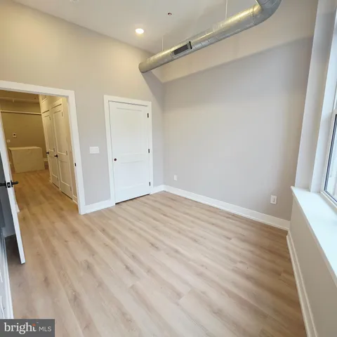 $2,400 | 714 Chestnut Street, Unit 4F, Philadelphia, PA 19106