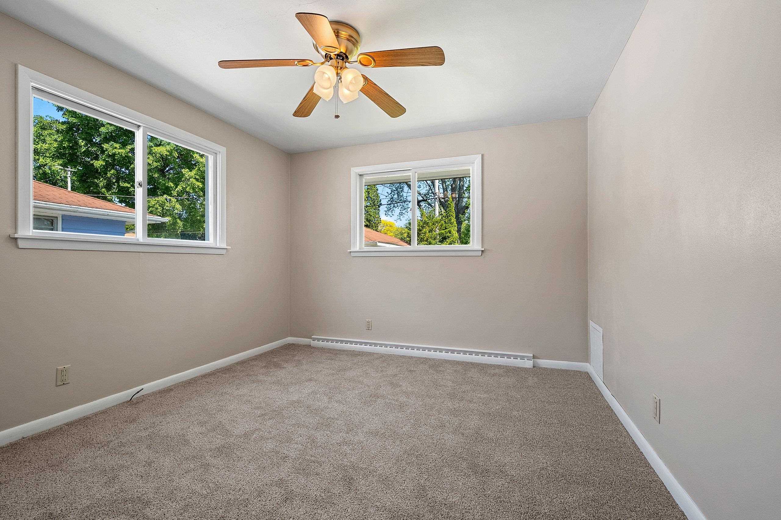 1006 East Lindbergh Street Appleton, WI 54911 - Photo 22 of 51