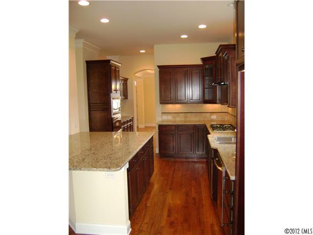 6071 Daphne Circle, Unit 1174 Fort Mill, SC 29708 - Photo 4 of 12 Gallery Image 4