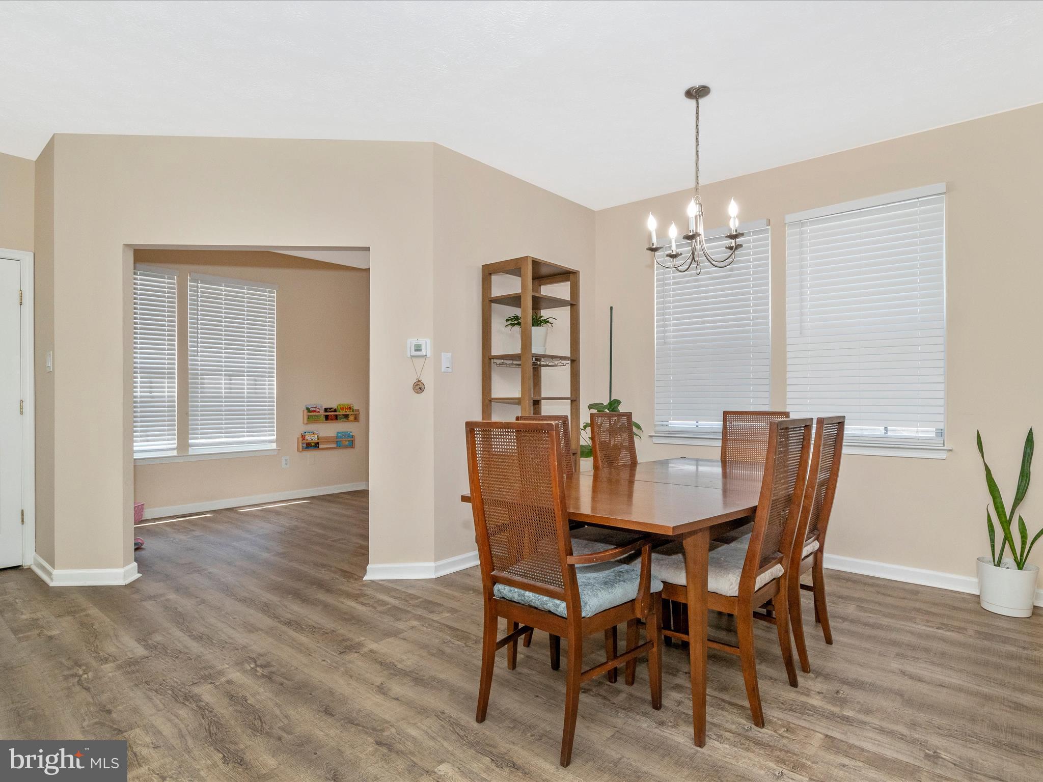 719 Luke Road Middle River, MD 21220 - Photo 4 of 30 Dining Area