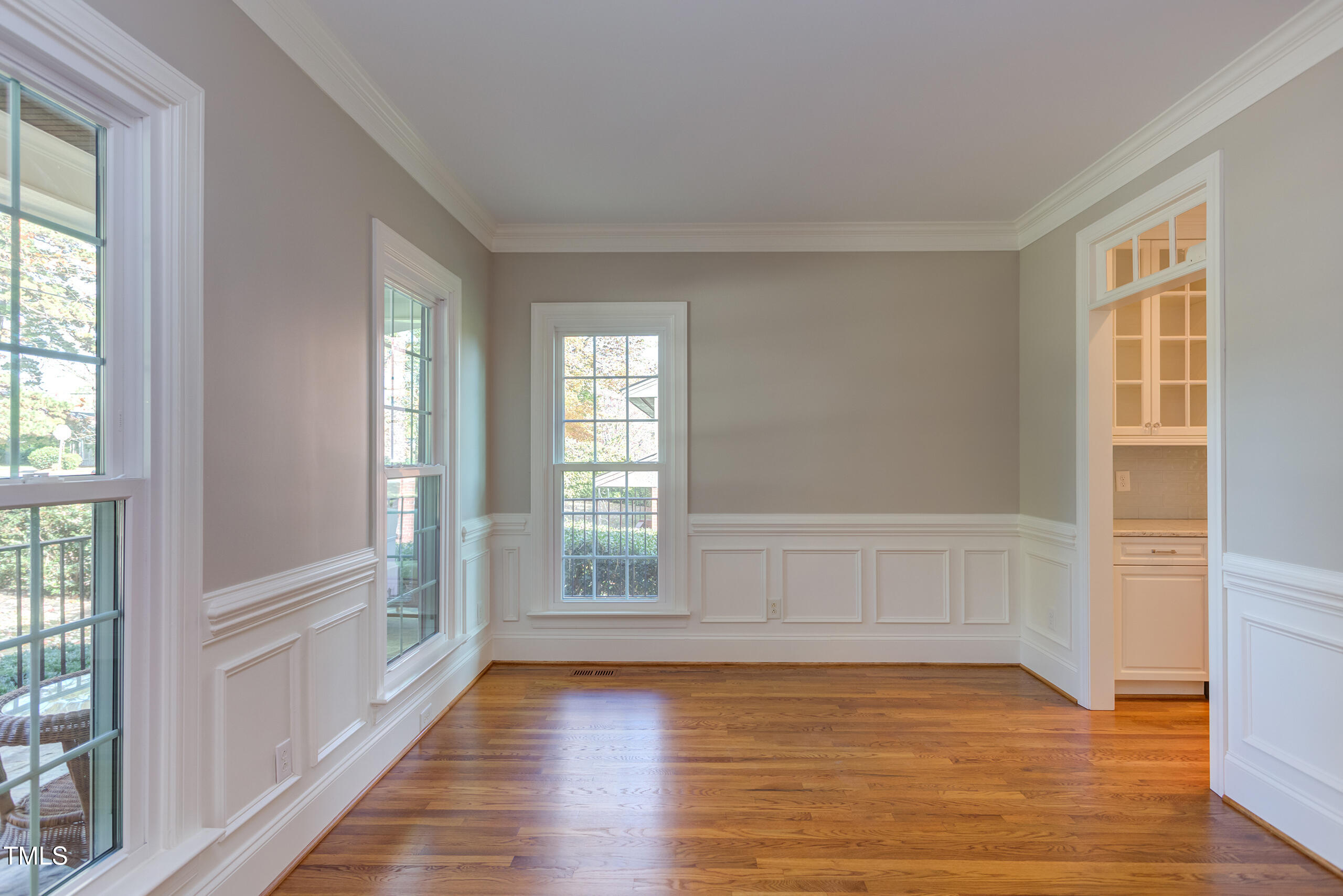 605 Vick Avenue Raleigh, NC 27612 - Photo 3 of 42 IMG_2295_6_7_Edit