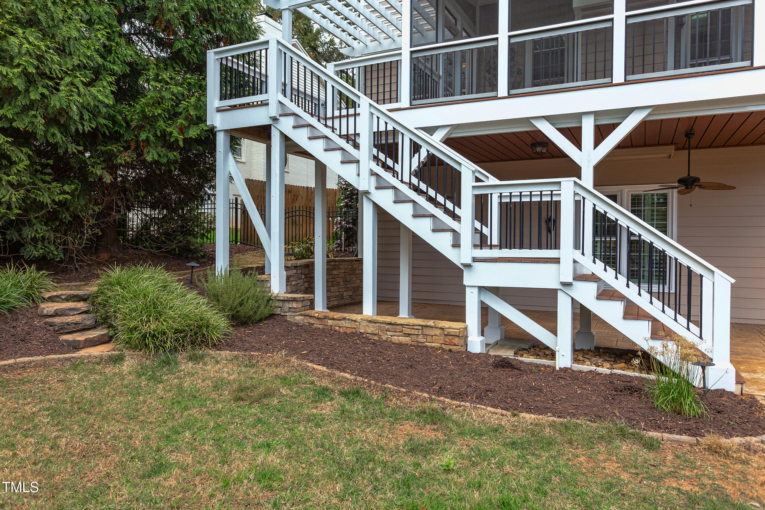 605 Vick Avenue Raleigh, NC 27612 - Photo 38 of 42 IMG_2487_Edit