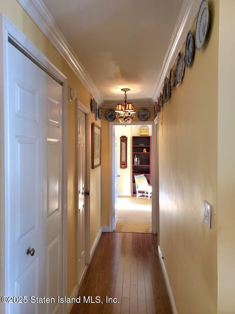 1100 Clove Road, Unit 7O Staten Island, NY 10301 - Photo 18 of 36 Hallway