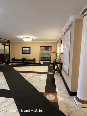 $375,000 | 1100 Clove Road, Unit 7O | Silver Lake