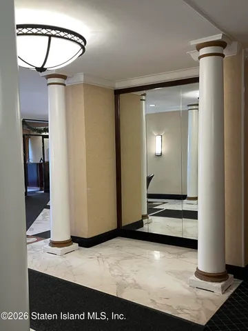 $375,000 | 1100 Clove Road, Unit 7O | Silver Lake