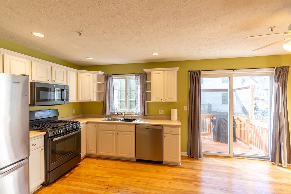 204 Washington Street, Unit 3 Dover, NH 03820 - Photo 6 of 27