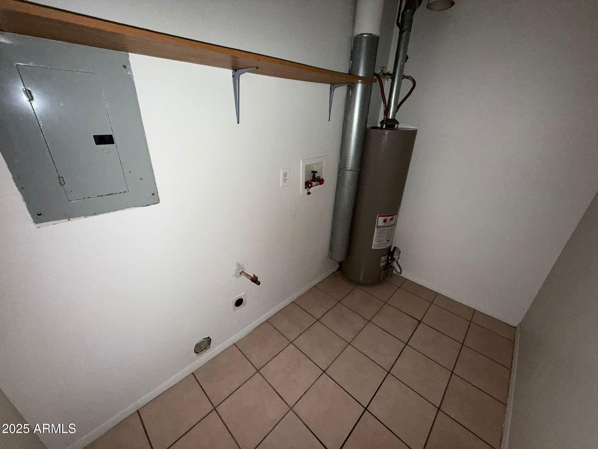 712 East 17th Street, Unit D Douglas, AZ 85607 - Photo 6 of 16