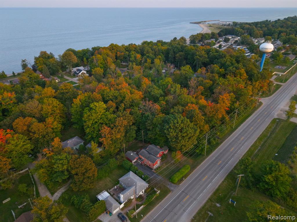 5115 Lakeshore Road Lexington, MI 48450 - Photo 6 of 55