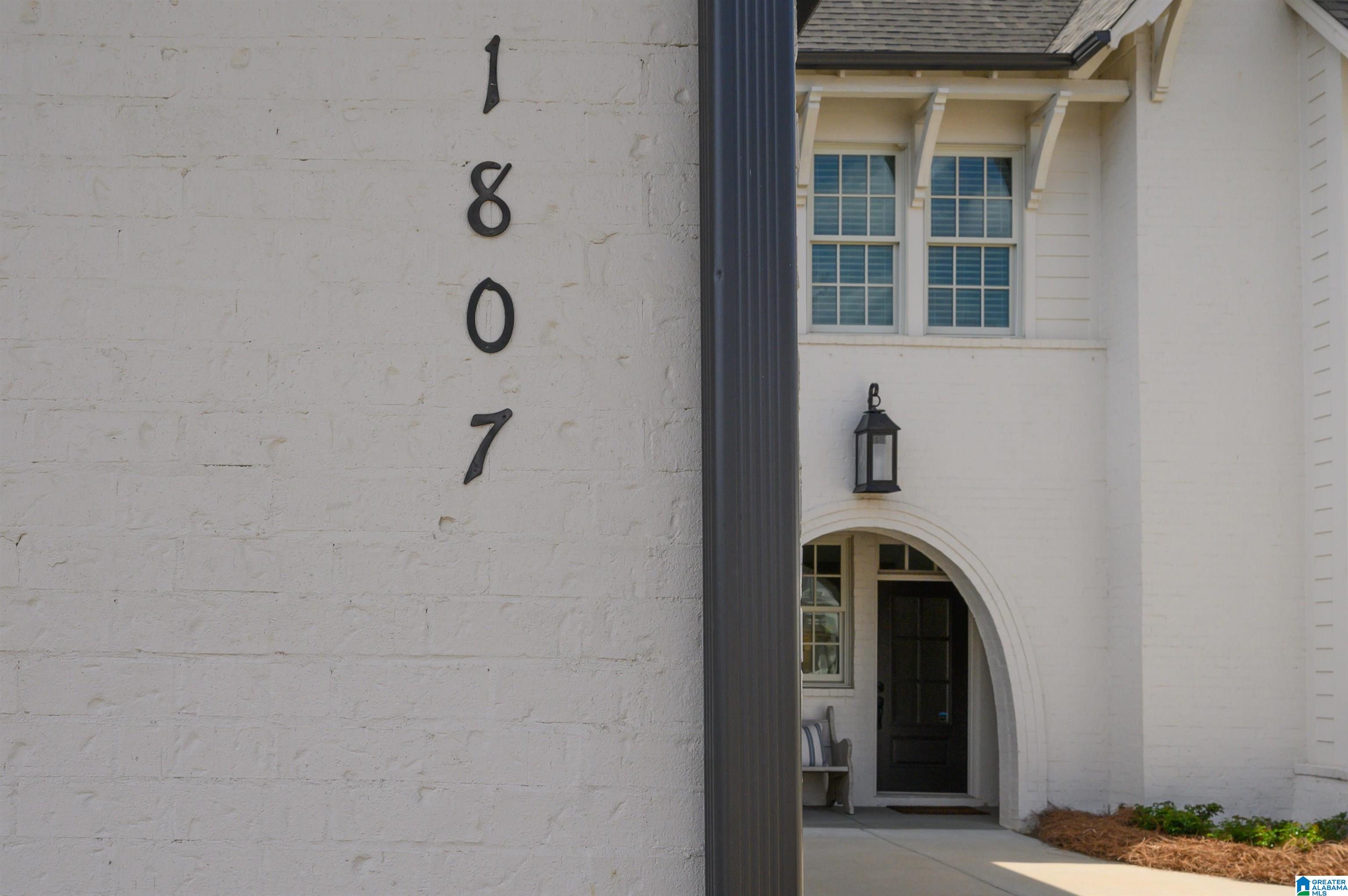 1807 Helen Ridge Circle Birmingham, AL 35242 - Photo 4 of 55