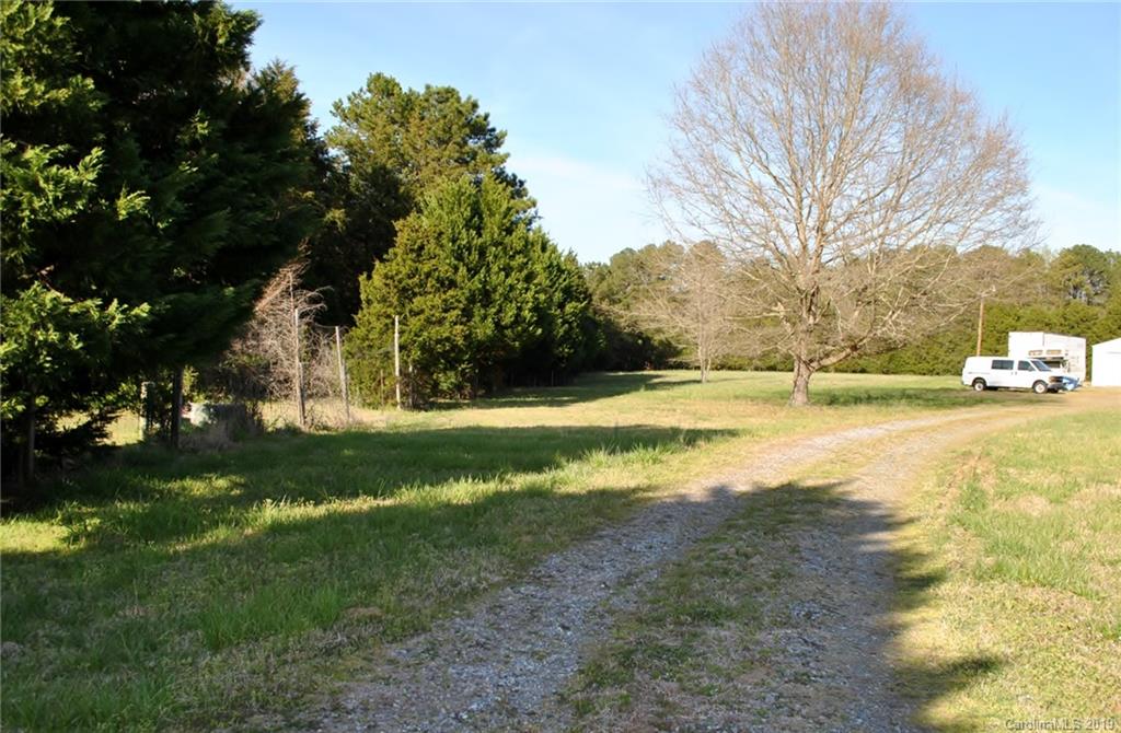 438 Deer Meadow Road York, SC 29745 - Photo 14 of 24 Gallery Image 14