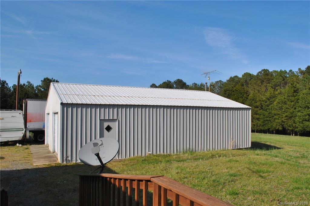 438 Deer Meadow Road York, SC 29745 - Photo 8 of 24 Gallery Image 8