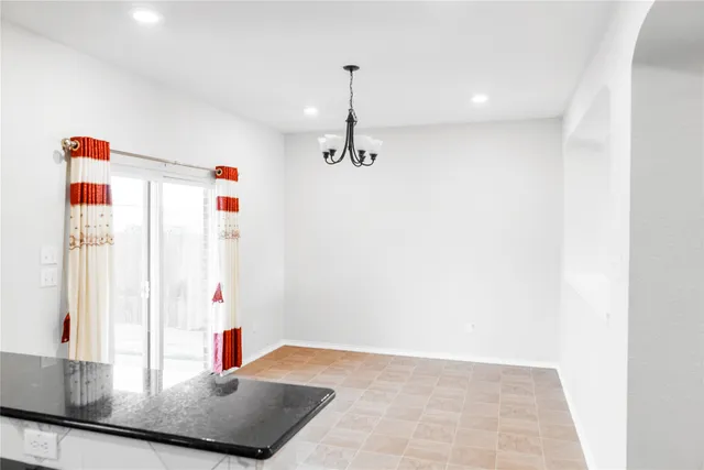 $2,000 | 2950 East Old Settlers Boulevard, Unit 36, Round Rock, TX 78665