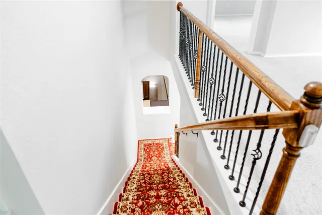 $2,000 | 2950 East Old Settlers Boulevard, Unit 36, Round Rock, TX 78665