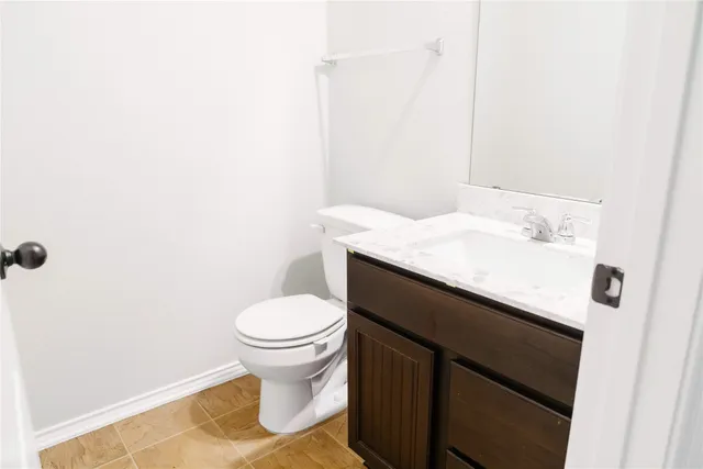 $2,000 | 2950 East Old Settlers Boulevard, Unit 36, Round Rock, TX 78665