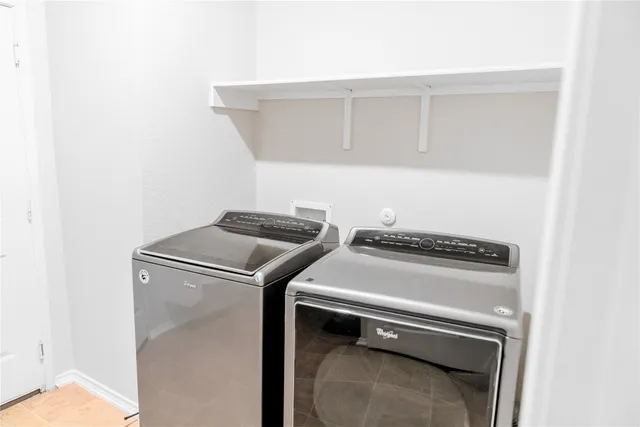 $2,000 | 2950 East Old Settlers Boulevard, Unit 36, Round Rock, TX 78665