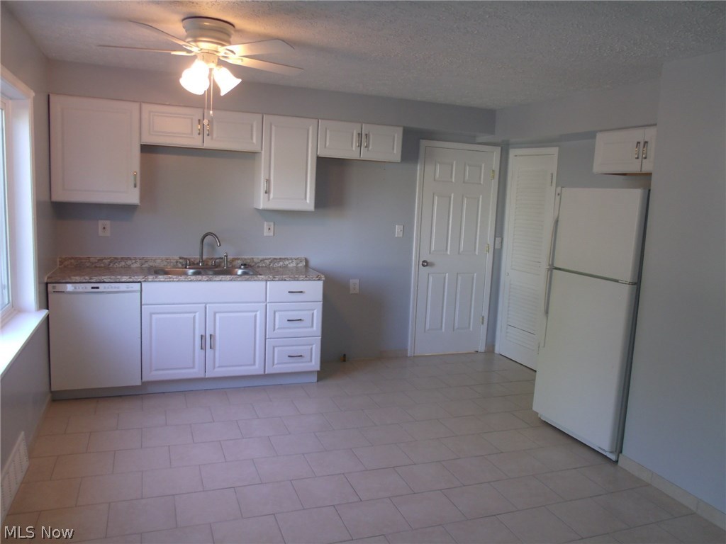 14536 Mission Road Cleveland, OH 44135 - Photo 6 of 28 Gallery Image 6