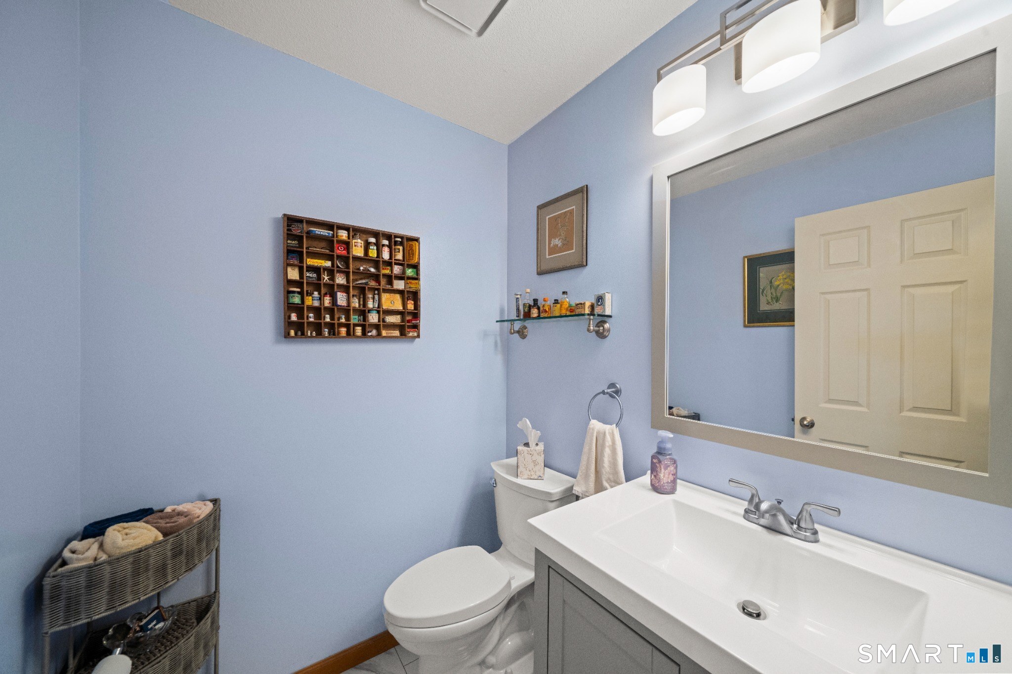 20 Partridge Court, Unit 20 Windsor Locks, CT 06096 - Photo 12 of 39