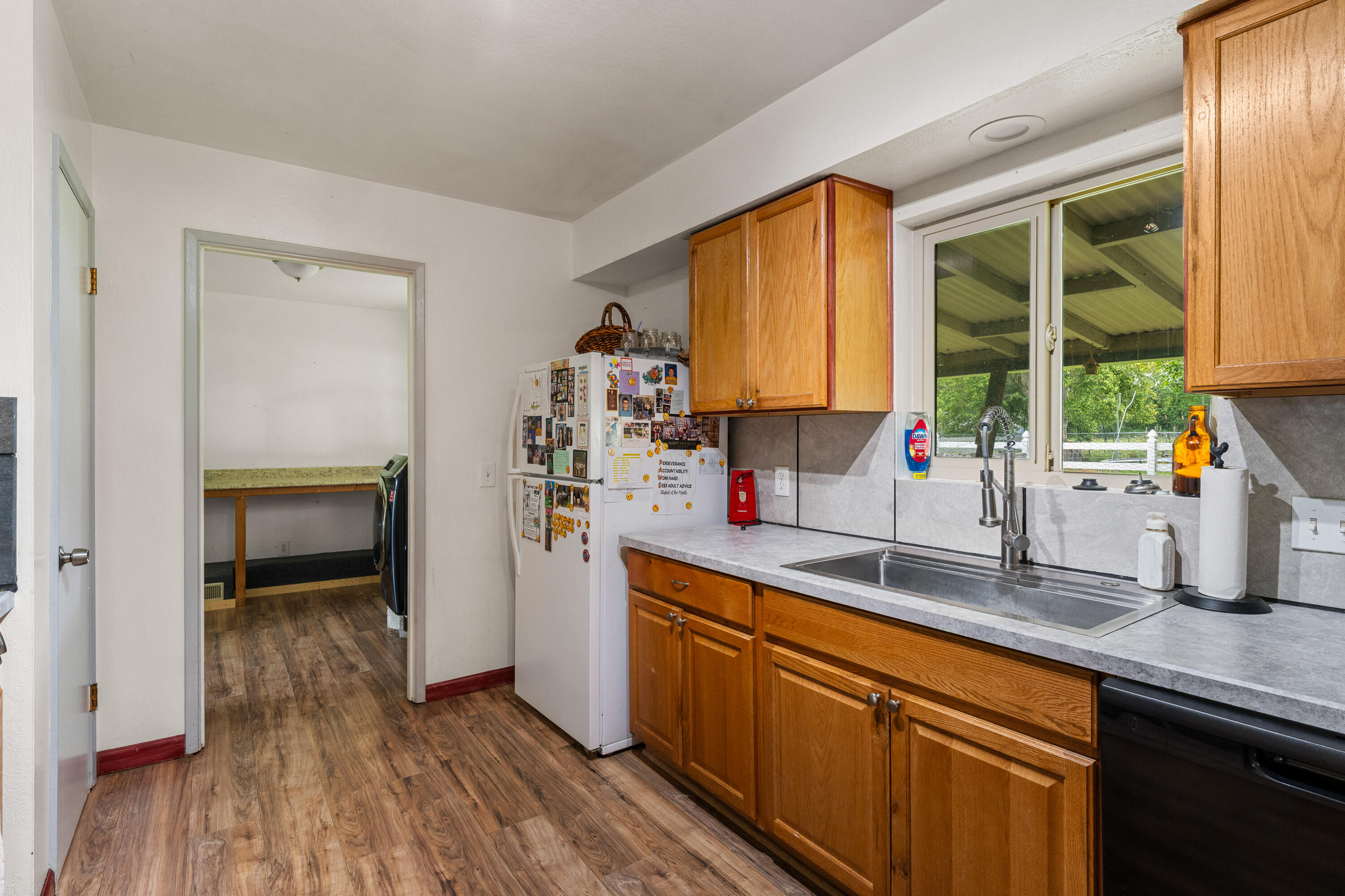 4675 Leonard Road Grants Pass, OR 97527 - Photo 6 of 35