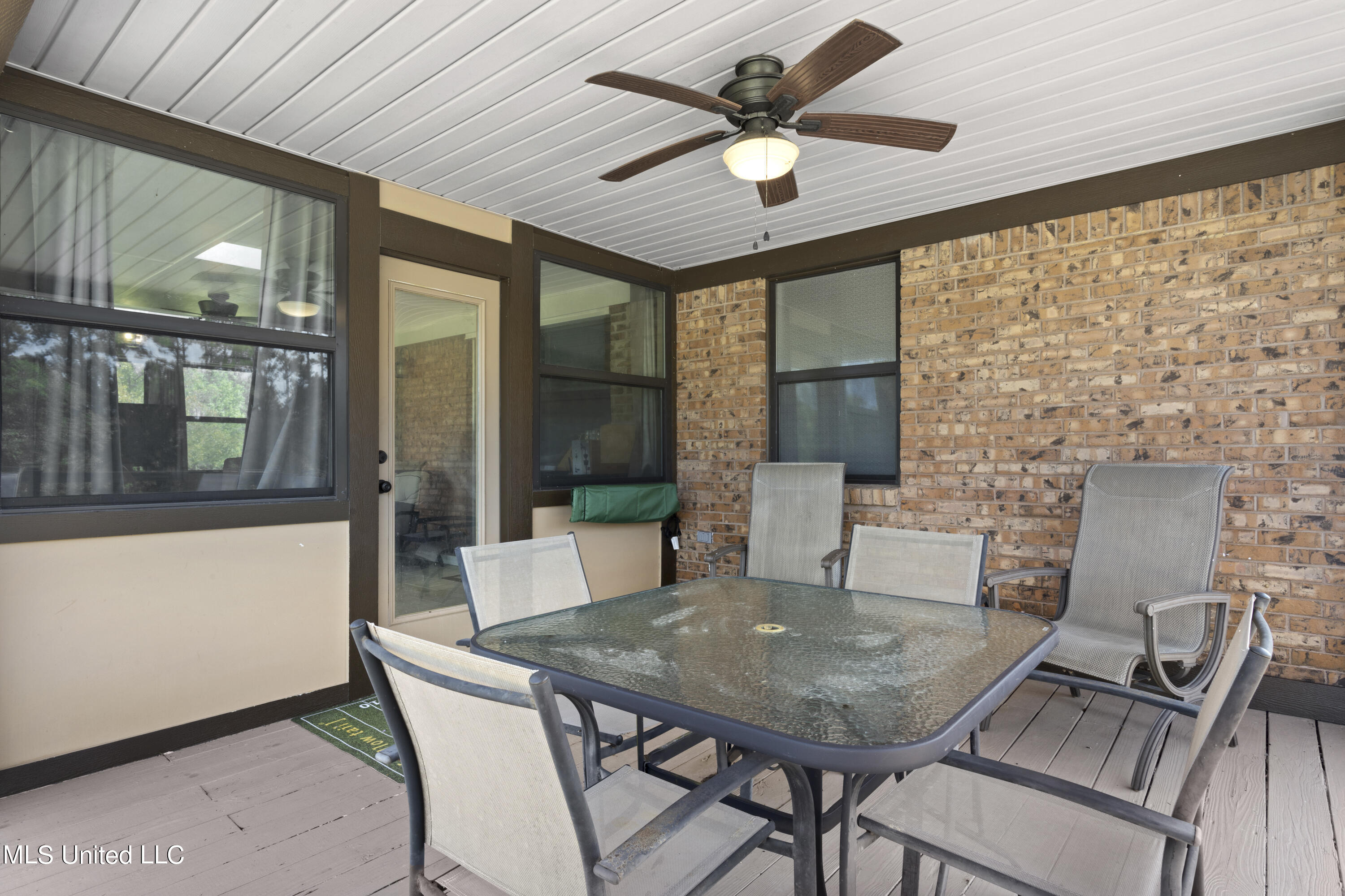 16037 Grafe Homestead Road Moss Point, MS 39562 - Photo 44 of 85 044