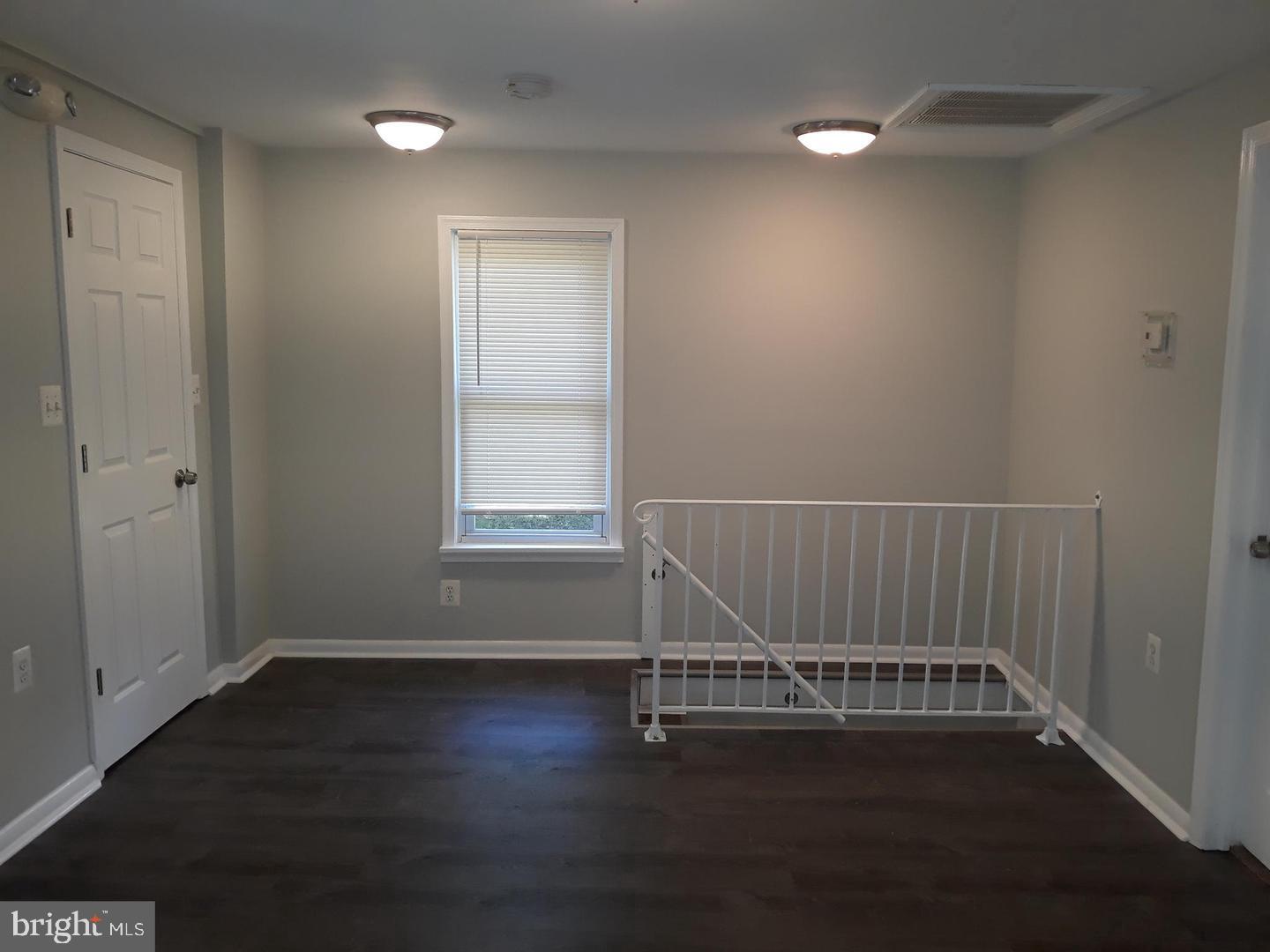2228 Kennedy Avenue Lindenwold, NJ 08021 - Photo 2 of 8 Bright and airy entryway space.