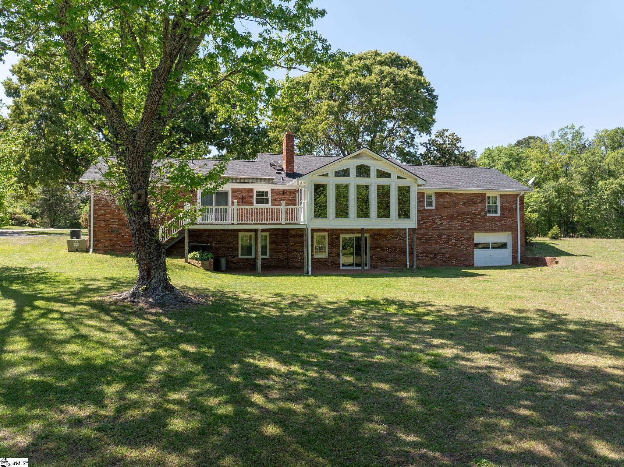 101 Triangle Pine Road Fountain Inn, SC 29644 - Photo 5 of 37 Gallery Image 5