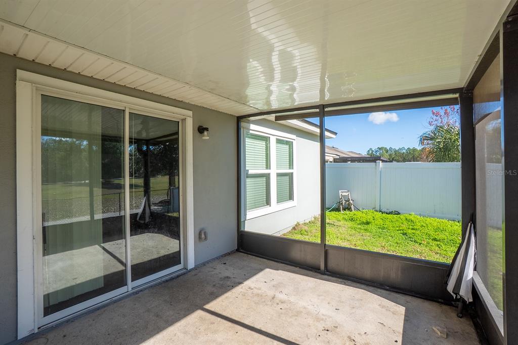 9 Grand Par Court Bunnell, FL 32110 - Photo 22 of 24 a room with a large window