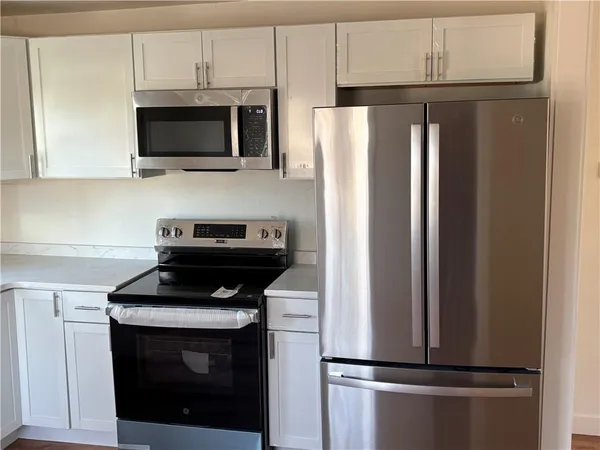 $146,800 | 906 Riverview Drive, St. Joseph, MO 64503