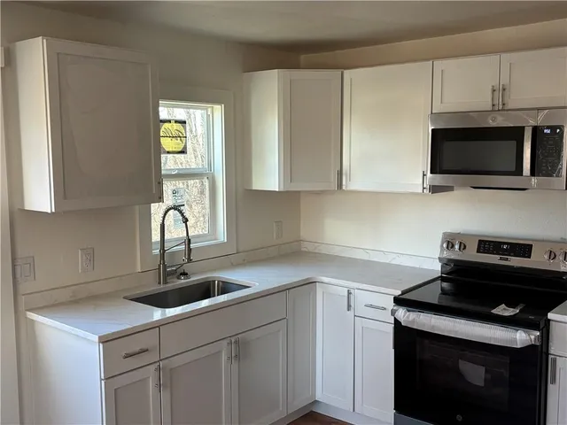 $149,900 | 906 Riverview Drive, St. Joseph, MO 64503