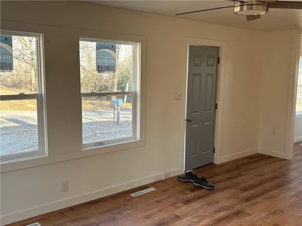 $146,800 | 906 Riverview Drive, St. Joseph, MO 64503
