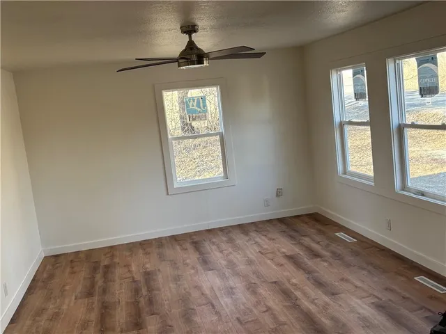 $149,900 | 906 Riverview Drive, St. Joseph, MO 64503