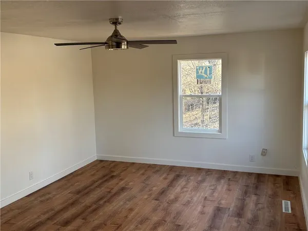 $146,800 | 906 Riverview Drive, St. Joseph, MO 64503