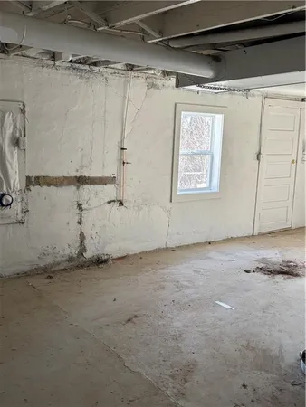 $146,800 | 906 Riverview Drive, St. Joseph, MO 64503