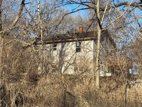 $146,800 | 906 Riverview Drive, St. Joseph, MO 64503