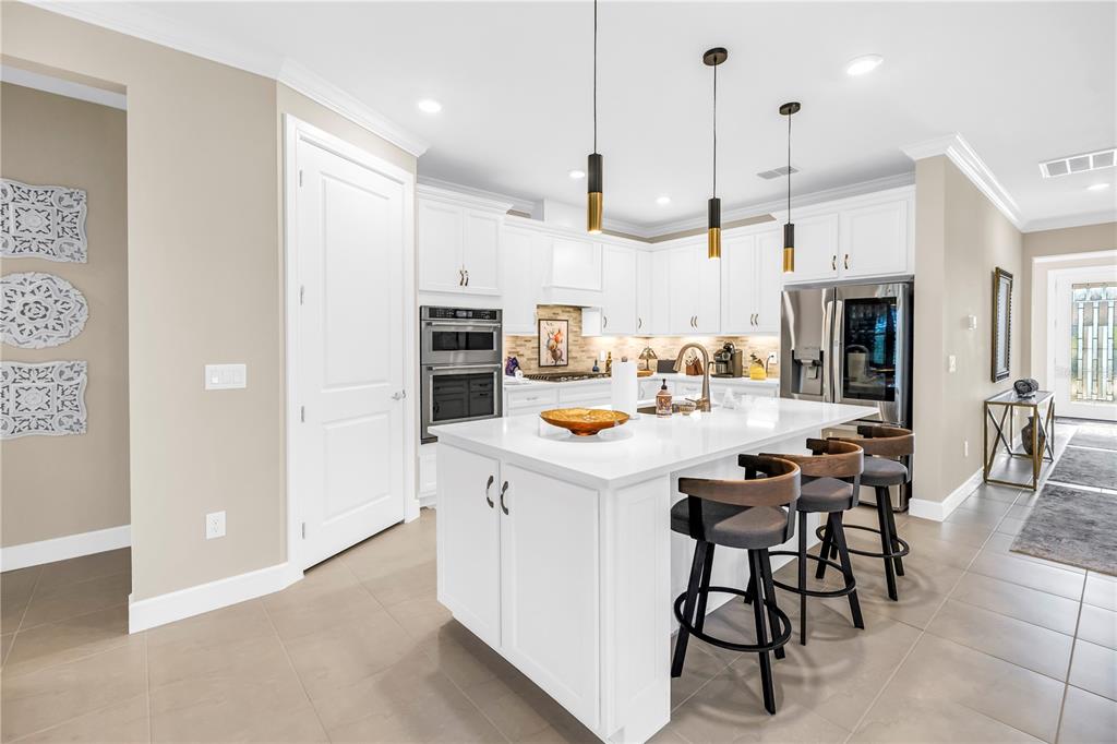 10735 Spring Tide Way Palmetto, FL 34221 - Photo 13 of 41