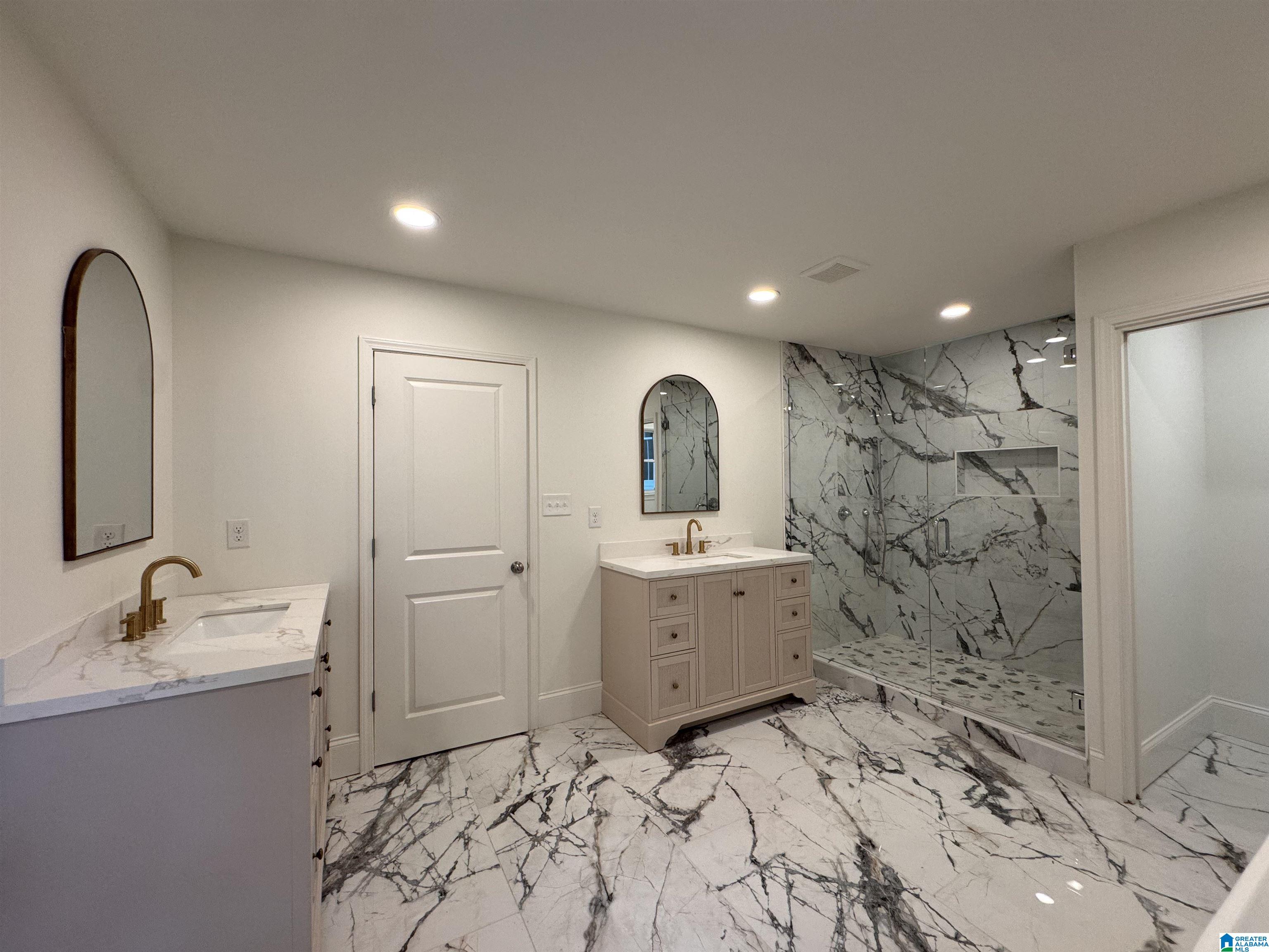 3140 Dolly Ridge Drive Birmingham, AL 35243 - Photo 9 of 15 Gallery Image 9