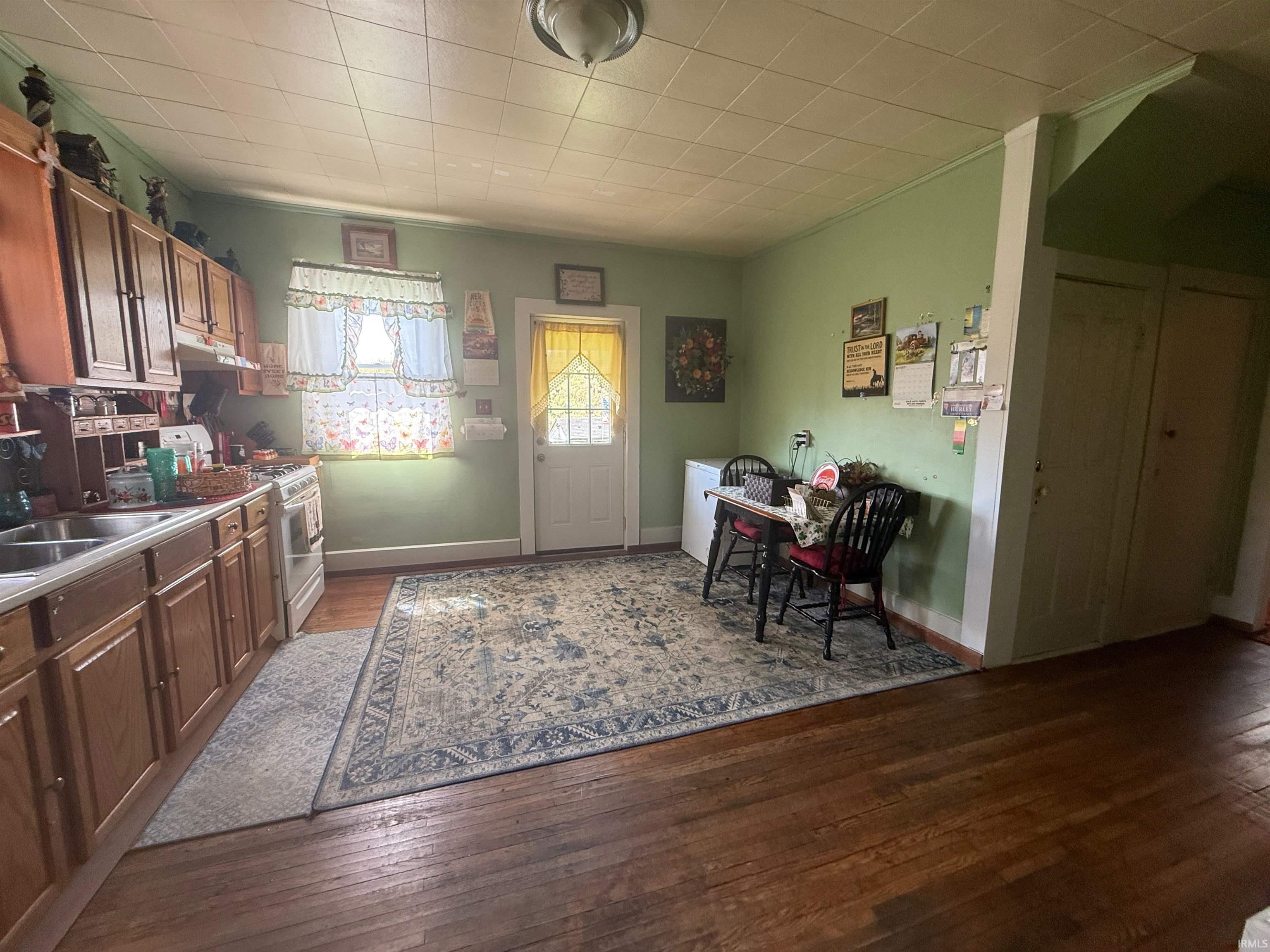 13175 Highway 62 St. Meinrad, IN 47577 - Photo 5 of 20