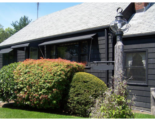 112 Maple Street Wenham, MA 01984 - Photo 1 of 26 Gallery Image 1