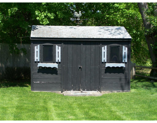 112 Maple Street Wenham, MA 01984 - Photo 24 of 26 Gallery Image 24
