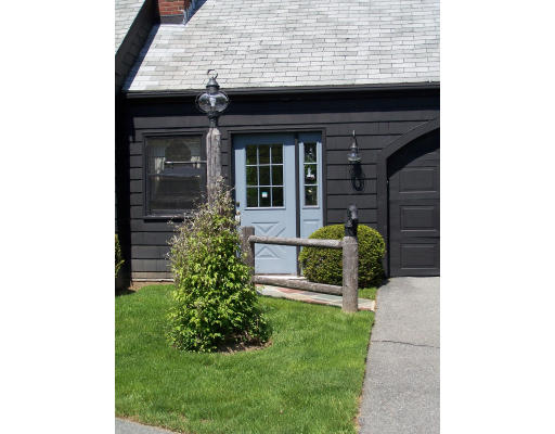 112 Maple Street Wenham, MA 01984 - Photo 6 of 26 Gallery Image 6
