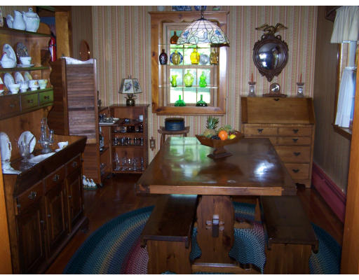 112 Maple Street Wenham, MA 01984 - Photo 10 of 26 Gallery Image 10