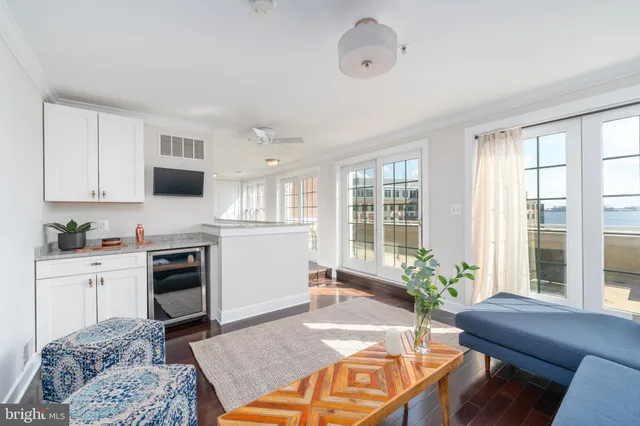 a view of a terrace with sky view