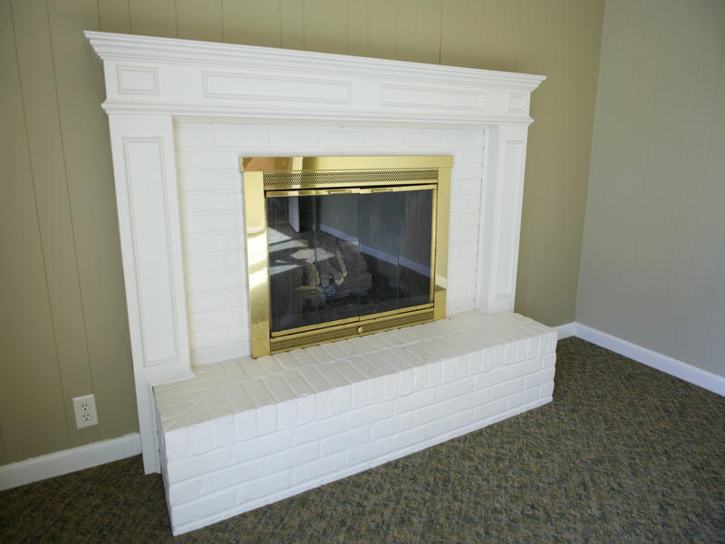 308 Granada Road Bloomington, IL 61701 - Photo 12 of 38 a view of a small space