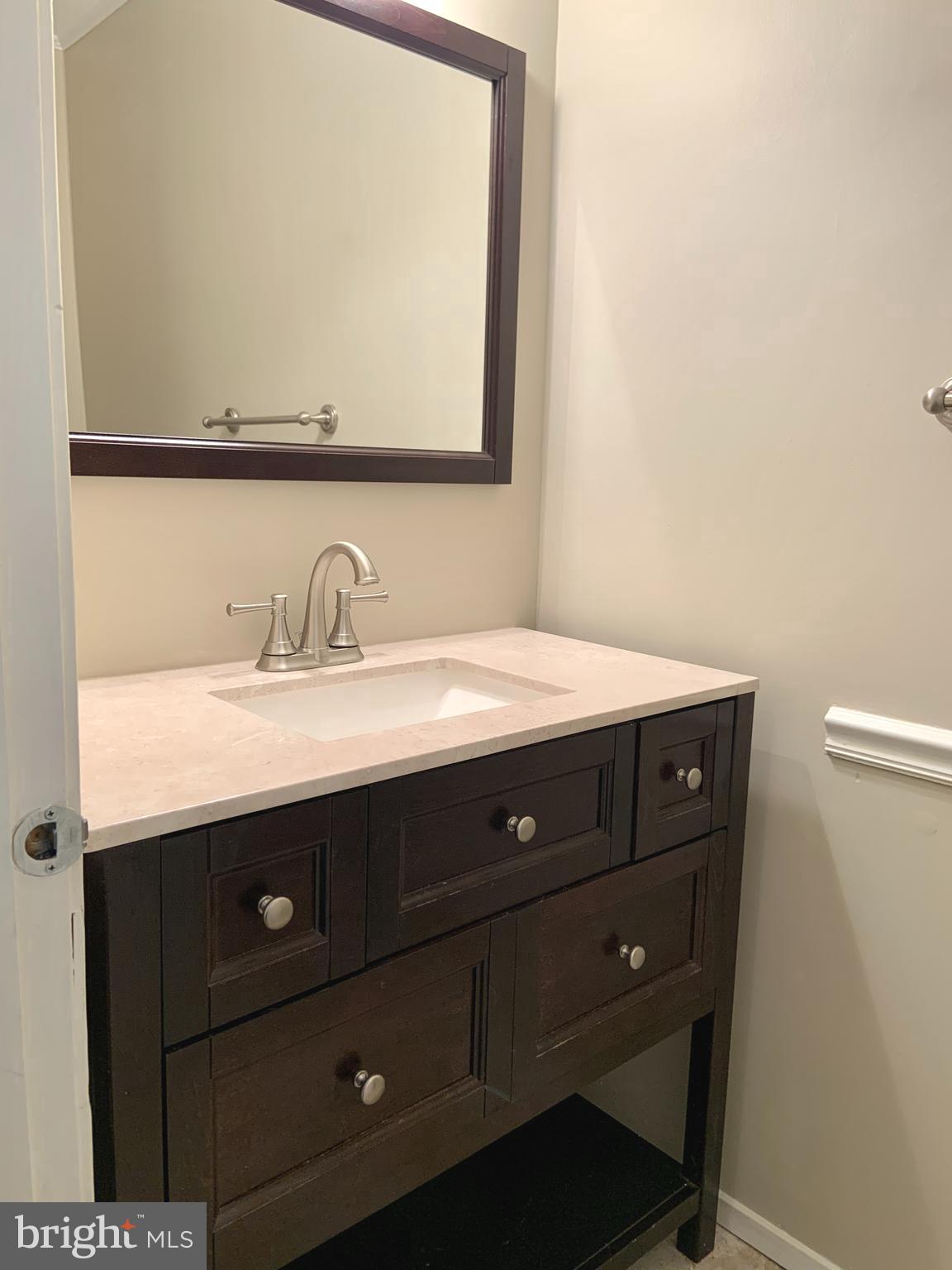 2438 Ridgehampton Court Reston, VA 20191 - Photo 16 of 47 Main level powder room