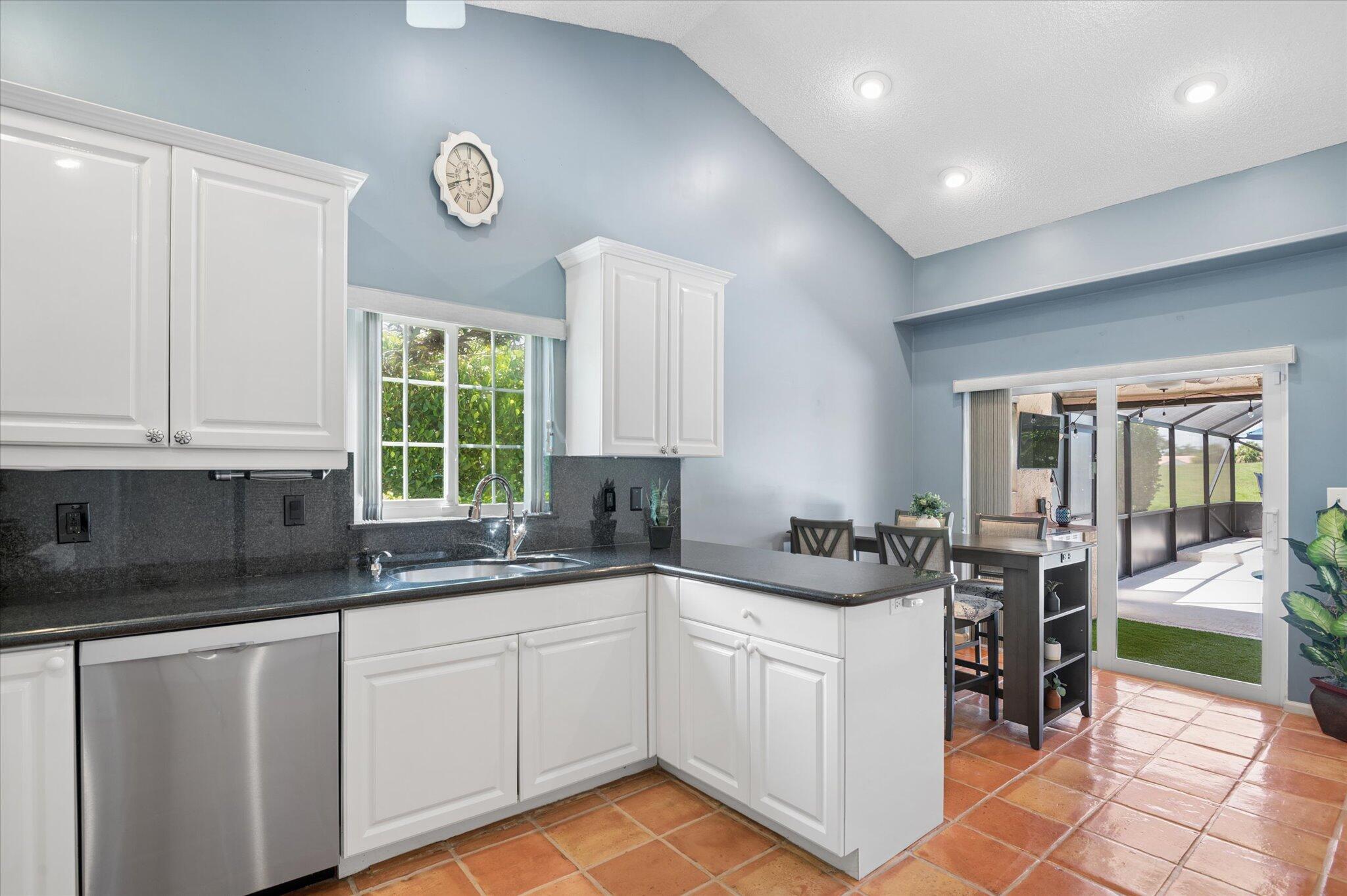 10080 Canoe Brook Circle Boca Raton, FL 33498 - Photo 9 of 30 Kitchen