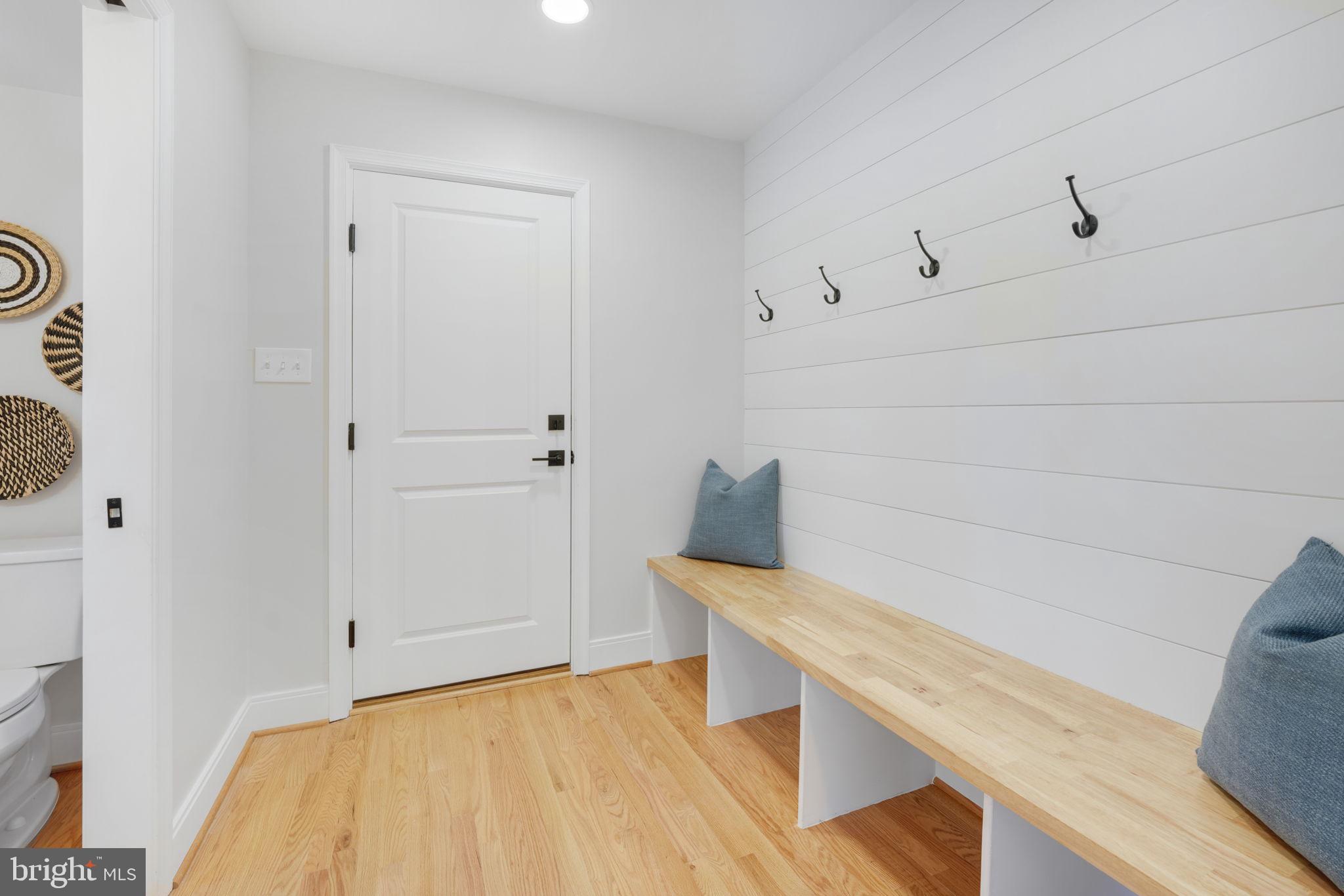 2511 Babcock Road Vienna, VA 22181 - Photo 25 of 70
