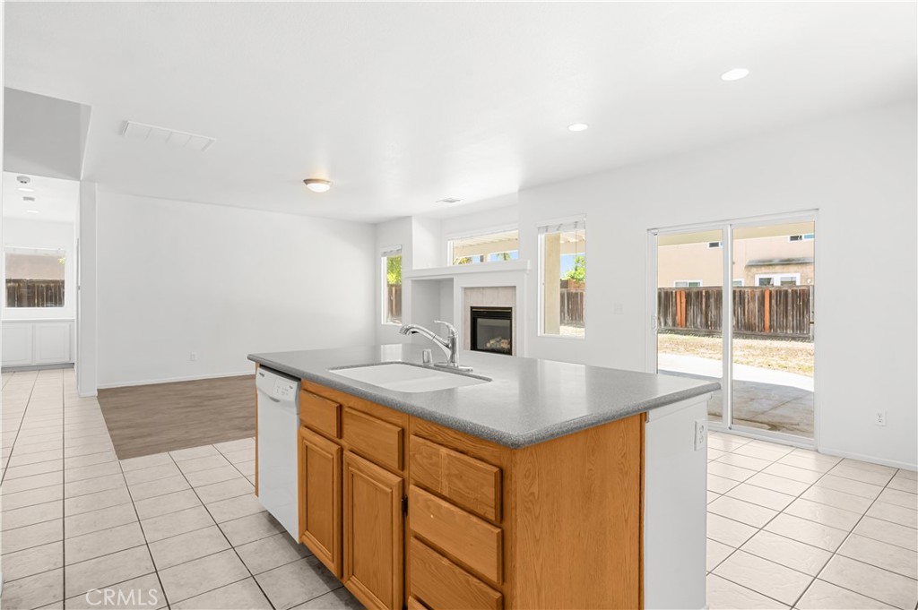 19459 Hebron Court Riverside, CA 92508 - Photo 13 of 57