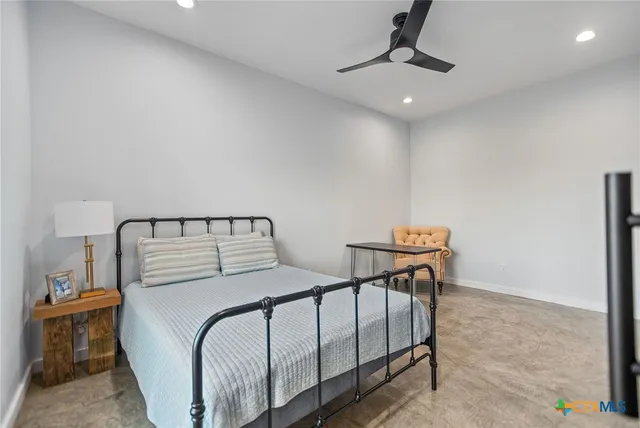 $599,900 | 38 Penny Lane, Port O'Connor, TX 77982