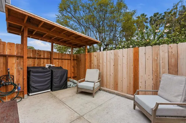 $1,575,000 | 462-464 Emerson Street, Chula Vista, CA 91911