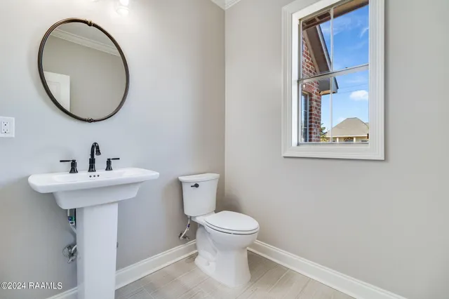 $3,700 | 100 Sanro Drive, Lafayette, LA 70507